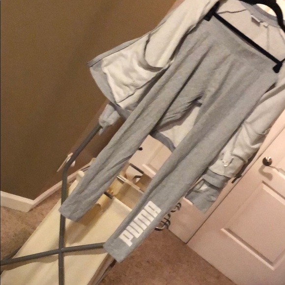 Set - Picture 2 of 4